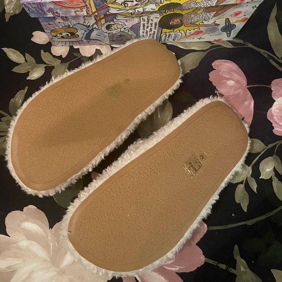 Jeffery Campbell Slippers - Picture 2 of 3